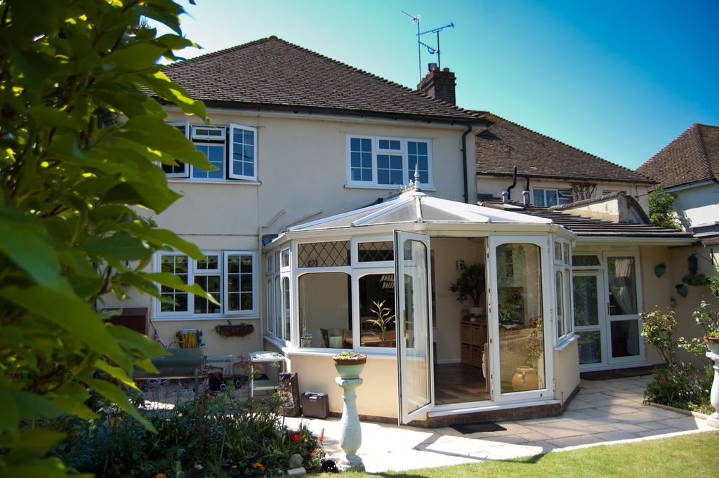 Crofters Guest House Witney Eksteriør billede